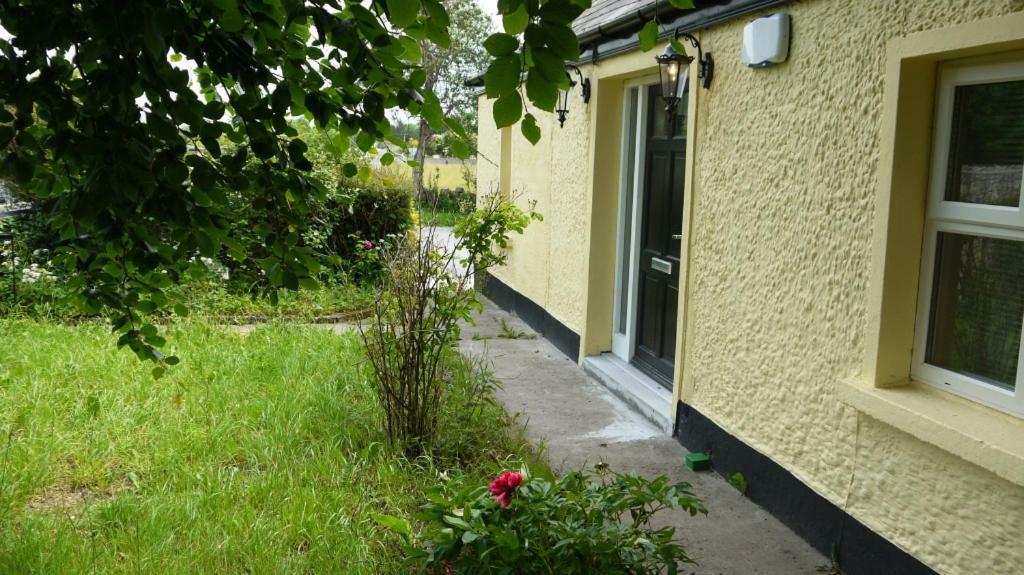 Cutteen Cottage Tulla Eksteriør billede